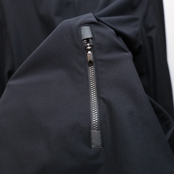 Lululemon Black Zip-Up Jacket - Picture 5 of 6